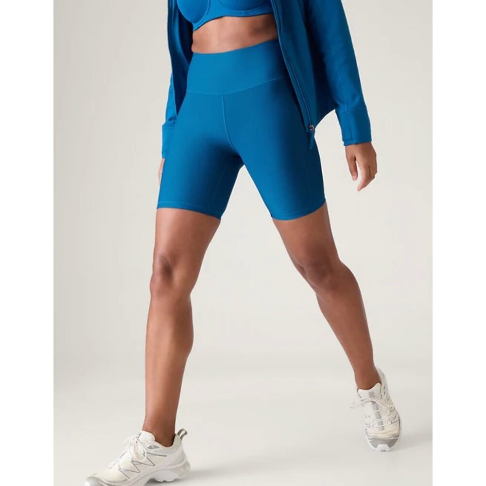 Athleta XS Interval Stash Short 7” X-Small Dark Lapis Blue Bike